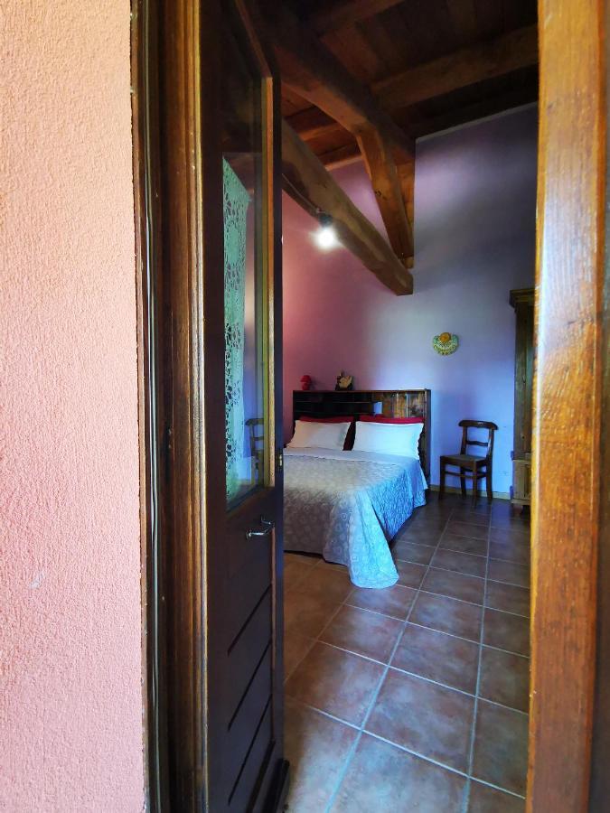 Bed and Breakfast La Casa Dei Tigli Cannara Экстерьер фото