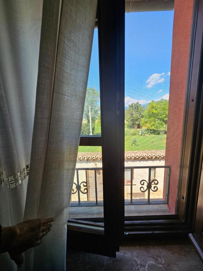 Bed and Breakfast La Casa Dei Tigli Cannara Экстерьер фото